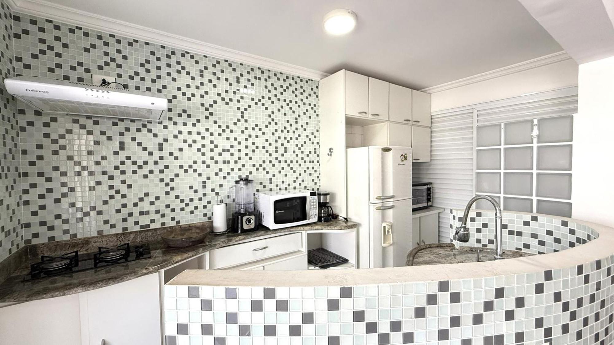 Flat A 1 Quadra Da Praia Das Pitangueiras - Ar Condicionado - 6 Pessoas غوارويا المظهر الخارجي الصورة